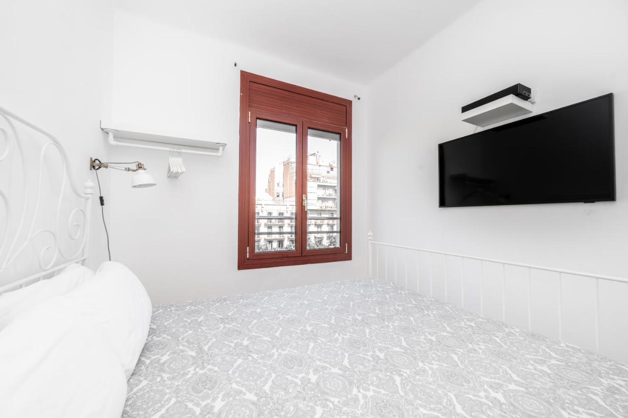 Apartamentos Gran Via 732 บาร์เซโลนา ภายนอก รูปภาพ